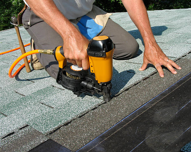 Roof Repair Estimates in Lemon Hill, CA